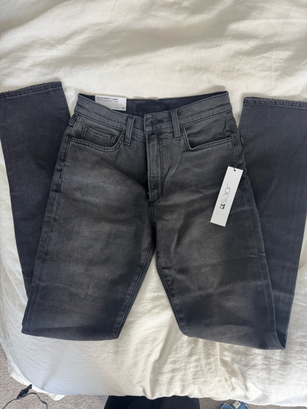Joes Jeans- the runway Luna high rise cigarette jeans